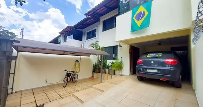 Sobrado com 5 dormitórios à venda, 180 m² por R$ 670.000,00 - Santa Genoveva - Goiânia/GO