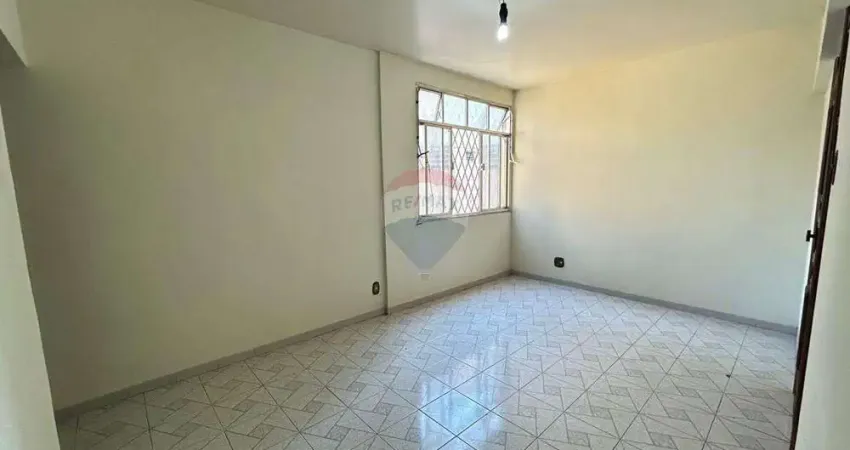 Apartamento com 2 quartos para alugar na Penha Circular, Rio de Janeiro