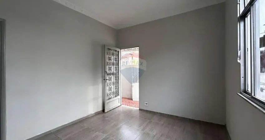 Apartamento tipo casa para locação com 2 quartos em jardim américa / rj
