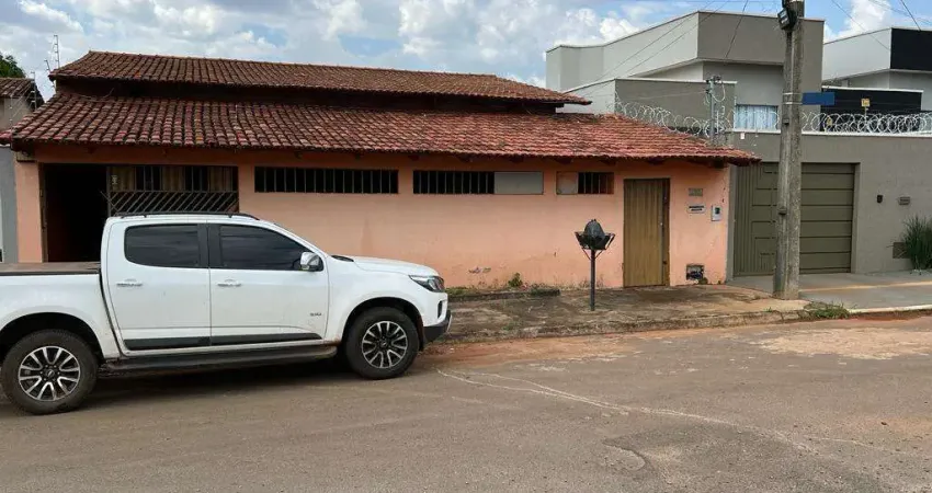 Casa com 3 quartos à venda na Rua CV40, Residencial Center Ville, Goiânia