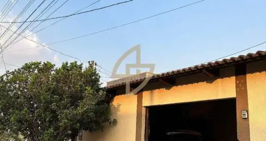 Casa com 3 quartos à venda na Rua Colombino de Bastos, Residencial Santa Fé, Goiânia