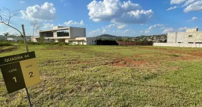 Terreno à venda na CS8, Parque Cidade, Goiânia