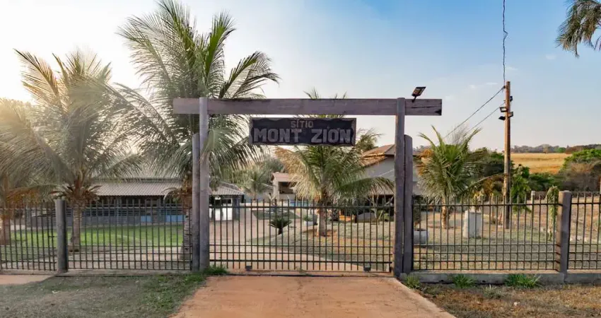 Chácara / sítio com 4 quartos à venda na GO060, 1, Zona Rural, Santa Bárbara de Goiás