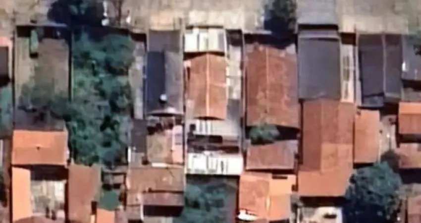 Terreno à venda na Avenida Xavantes, Jardim Balneário Meia Ponte, Goiânia