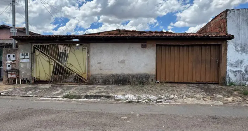 Casa com 3 quartos à venda na Rua Nove de Julho, Jardim Nova Esperança, Goiânia
