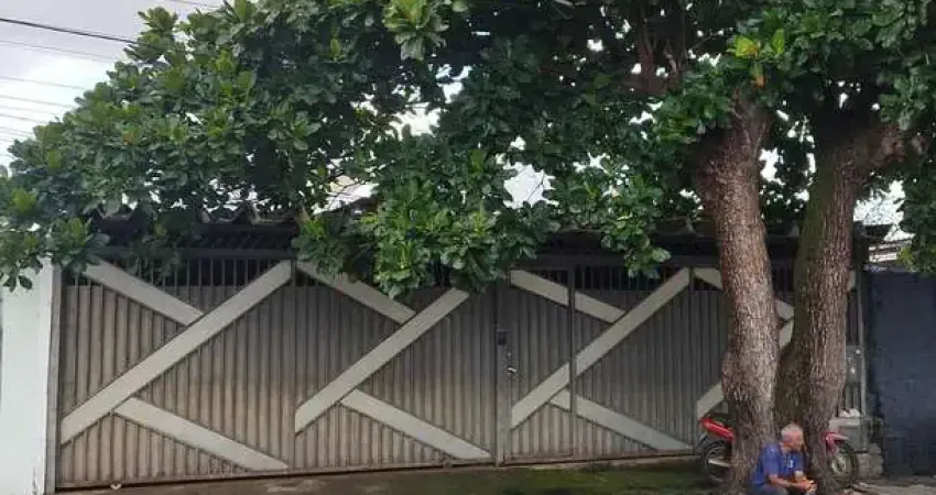 Casa com 3 quartos à venda na Rua Armogaste José da Silveira, 553, Setor Centro Oeste, Goiânia