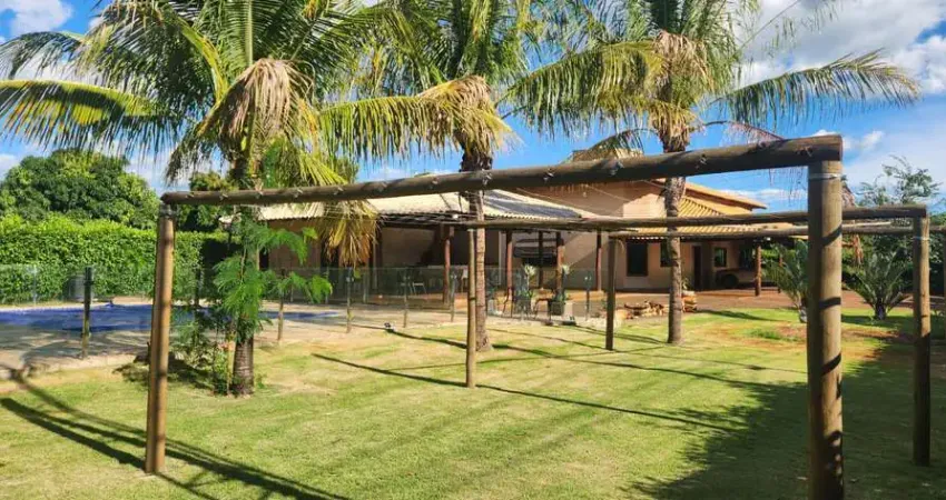 Chácara / sítio com 3 quartos à venda na GO462 KM19, Zona Rural, Santo Antônio de Goiás