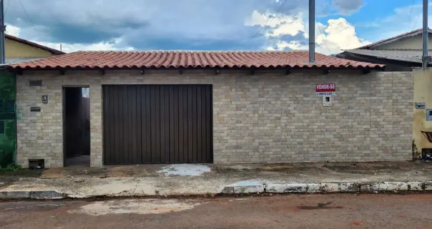 Casa com 3 quartos à venda na Rua RB 18 A, 1, Residencial Recanto do Bosque, Goiânia