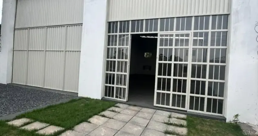 Barracão / Galpão / Depósito com 2 salas para alugar na Avenida Ayrton Senna da Silva, 6, Pascoal Ramos, Cuiabá