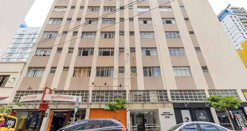 Kitnet / Stúdio à venda na Rua Francisco Torres, 470, Centro, Curitiba
