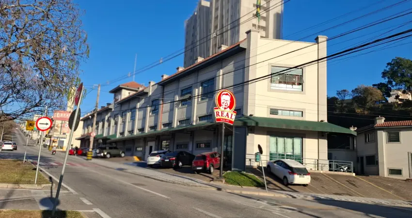 Terreno à venda na Rua Antônia Cândida de Camargo, 100, Vila São João, Sorocaba