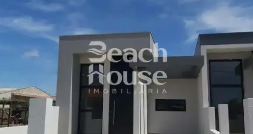 Lindo geminado, com alto padrão de construção, muito bem localizado na cidade de tramandaí !!!!!