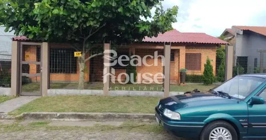 Excelente oportunidade de ter sua magnifica casa em tramandaí, em um local muito bem localizado !!!