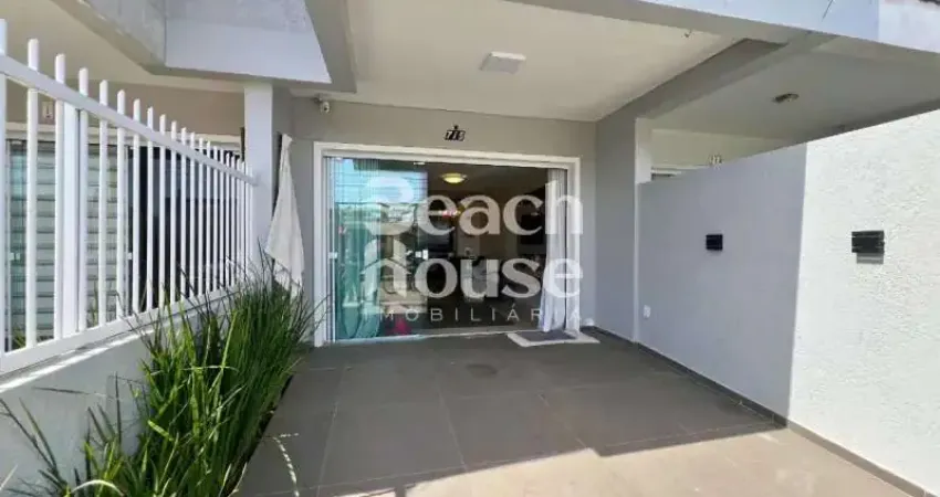 Casa com 2 quartos à venda na Zona Nova, Tramandaí