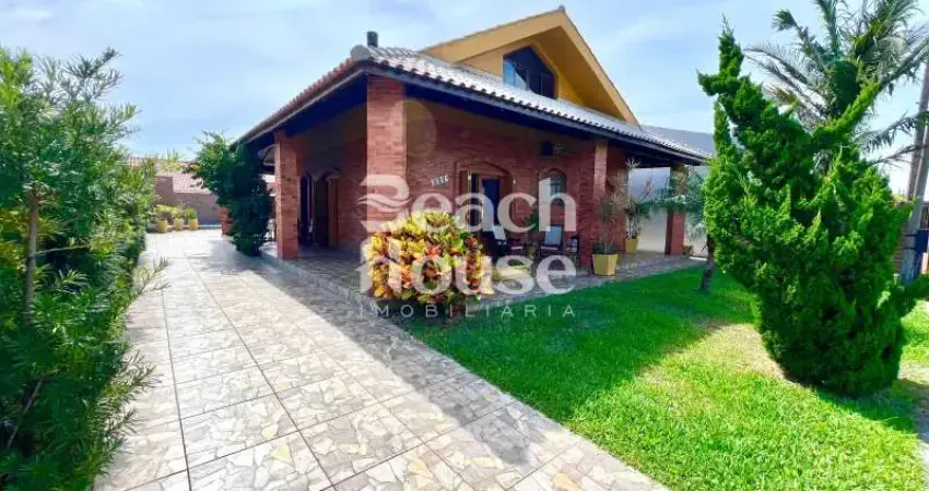 Casa com 3 quartos à venda na Zona Nova, Tramandaí 