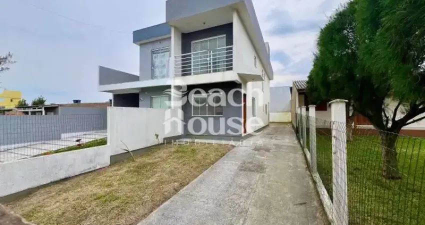 Duplex amplo, com duas suítes e vista para o mar! fácil acesso aos comércios!