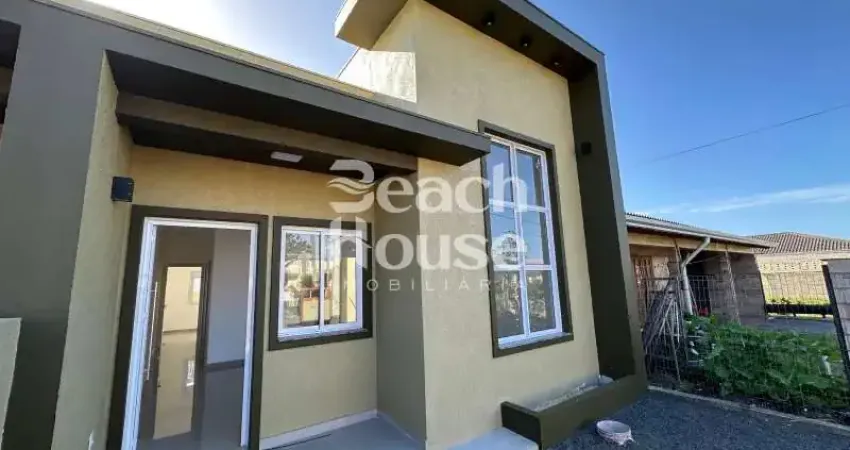 Oportunidade!! geminada nova, próxima ao tuia! toda cercada!