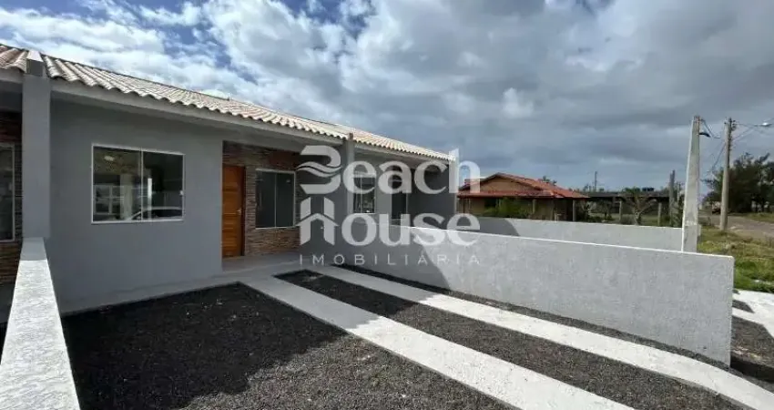 Geminada pertinho do mar, em bairro tranquilo! excelente oportunidade!