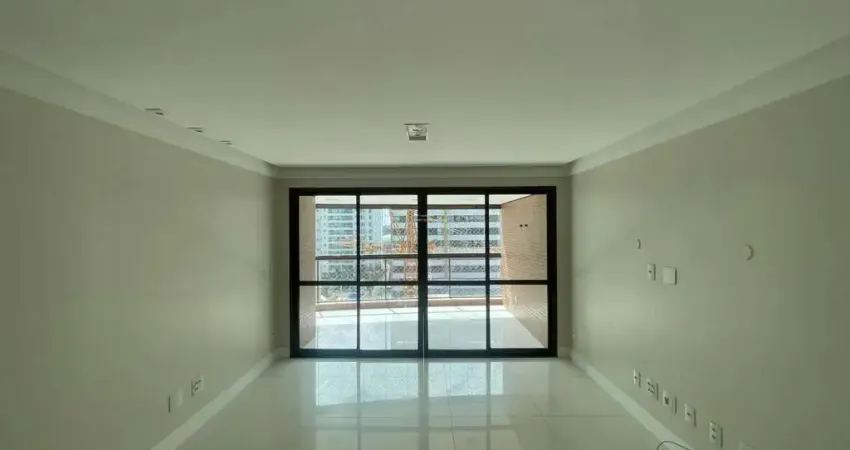 Apartamento com 3 quartos para alugar no Alphaville I, Salvador 