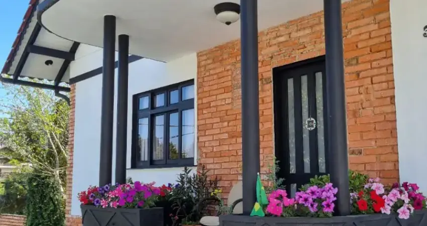 Casa no centro de são bento do sul com terreno gigante e vista da cidade