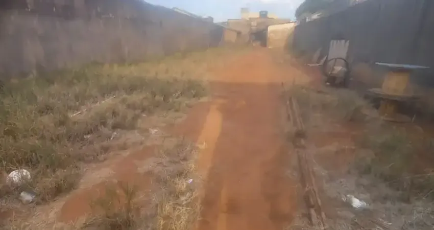 Terreno comercial, ótimo para oficina e barracão 425 m² 425m²