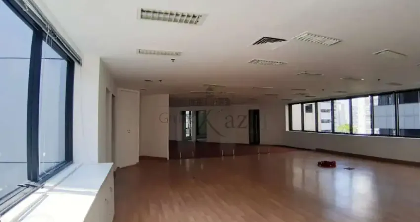 Prédio para alugar na Rua Luigi Galvani, Brooklin, São Paulo