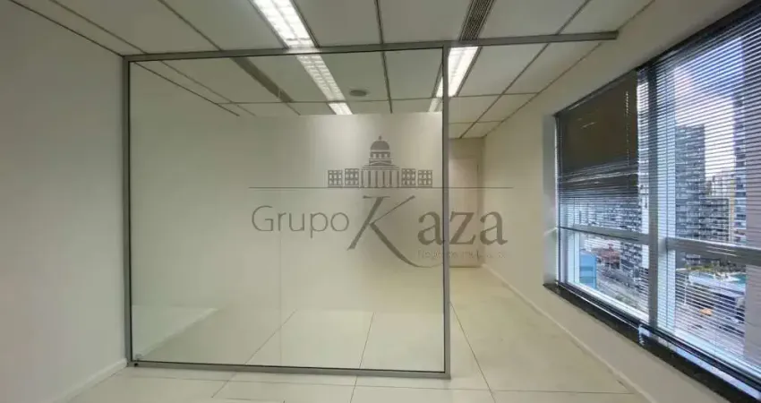 Ponto comercial para alugar na Rua Afonso Braz, 102, Vila Nova Conceição, São Paulo