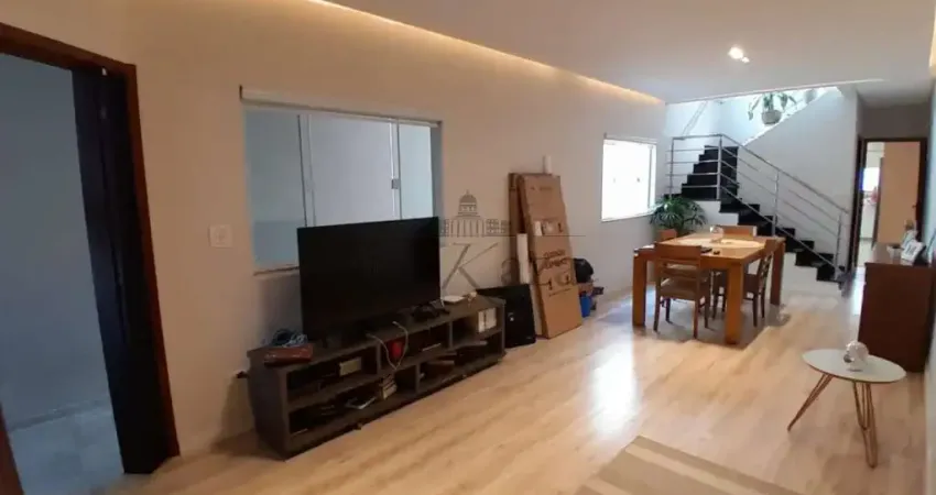 Oportunidade - casa sobrado - jardim del rey - 3 dormitórios - 226m².