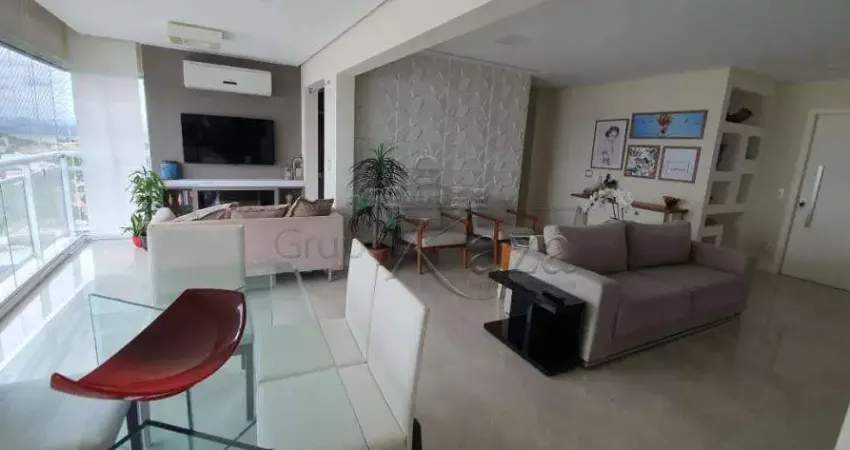Excelente apartamento no condomínio royal park jardim aquarius sendo 3 suítes e 151m² úteis.