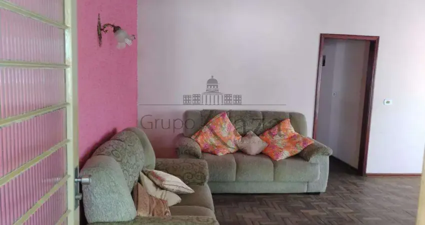 Casa com 5 quartos à venda na Rua Rubião Júnior, Centro, São José dos Campos