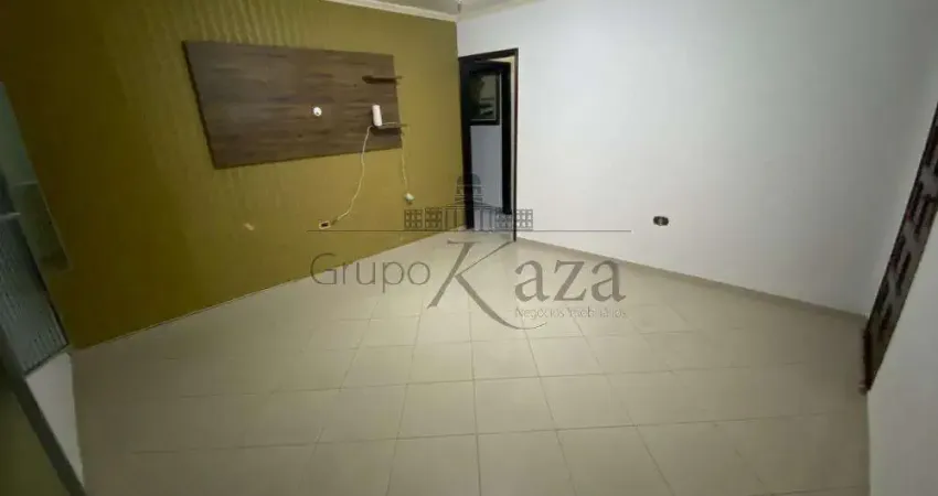 Casa com 3 quartos à venda na Avenida Benedito Domingues de Oliveira, CASA DA FRENTE E AS EDÍCULAS DOS FUNDOS, Cidade Morumbi, São José dos Campos