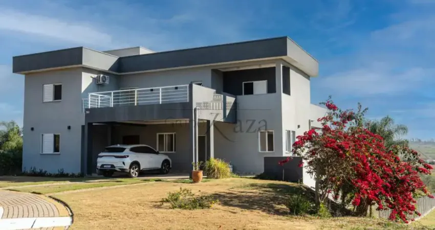 Oportunidade - Casa Condomínio - Condomínio Terras de Santa Mariana - Caçapava - 4 Dormitórios - 450m² - Estuda Permuta.