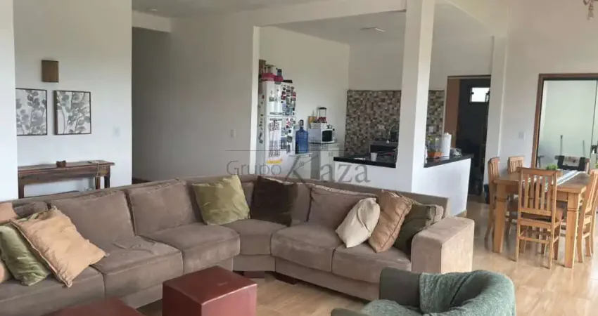 Chácara - jambeiro - canaã ii - 3 dormitórios - 2.500m² - aceita permuta.