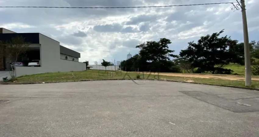 Terreno em condomínio - caçapava - bairro do grama - condomínio terras do vale - 488m².