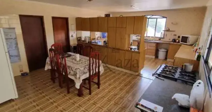 Casa com 5 quartos à venda na Rua João Bicudo, Jardim Esplanada, São José dos Campos