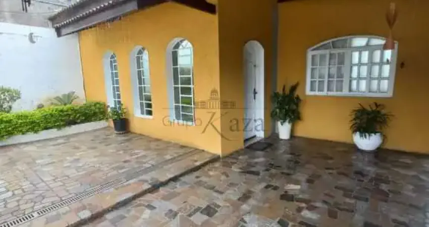 Casa com 3 quartos à venda na Rua Cristóvão de Alencar, 132036, Jardim São Jorge, São José dos Campos