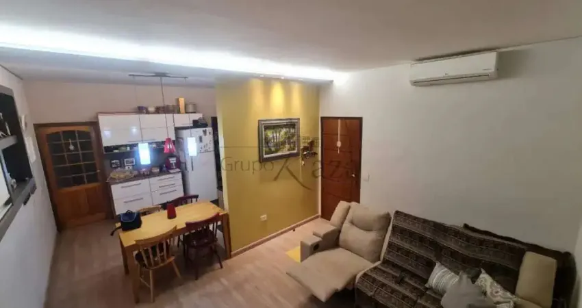 Casa com 3 quartos à venda na Rua Antônio Custódio dos Santos, Residencial Bosque dos Ipês, São José dos Campos