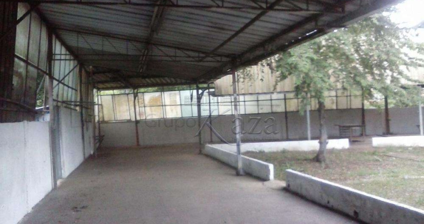 Oportunidade - Galpão Comercial - Residencial Esperança - Caçapava - 240m².