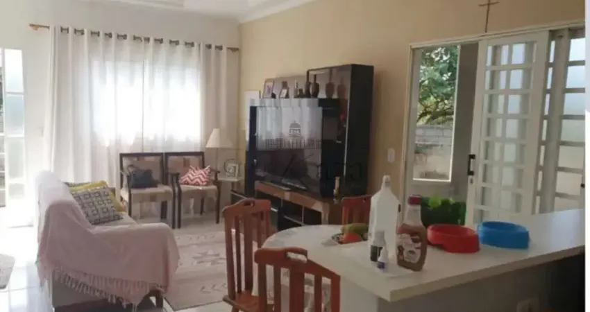 Oportunidade - casa térrea - jardim santa júlia - 3 dormitórios - 259m².
