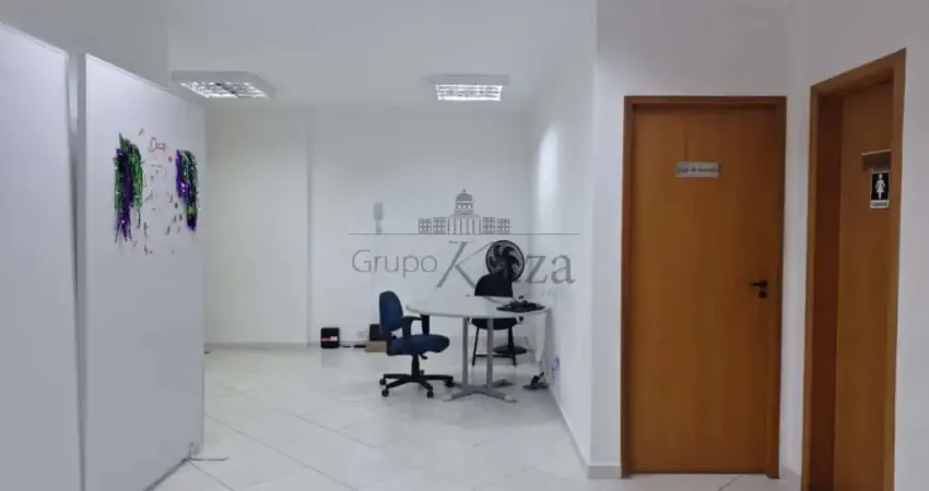 Oportunidade - sala comercial - centro - espaço empresarial sky i - 82m².