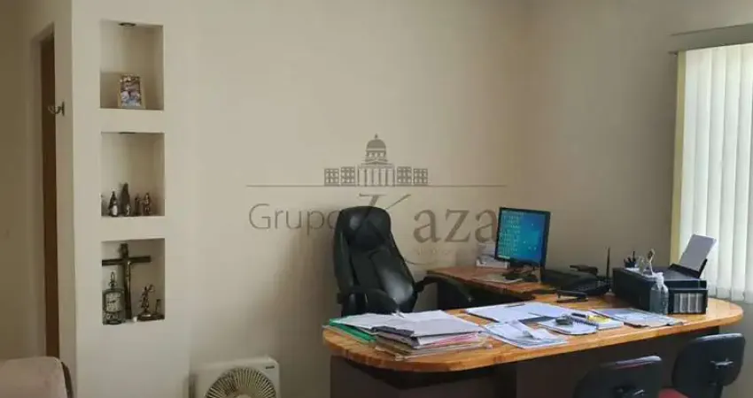 Casa comercial para alugar na Rua Antônio Afonso, Centro, Jacareí