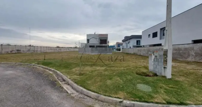 Oportunidade - terreno em condomínio - bosque dos manacás - jardim jacinto - jacareí - 307m².