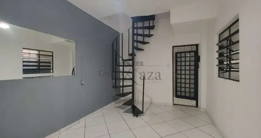 Oportunidade - casa sobrado - jardim paraíba - jacareí - 3 dormitórios - 60m².