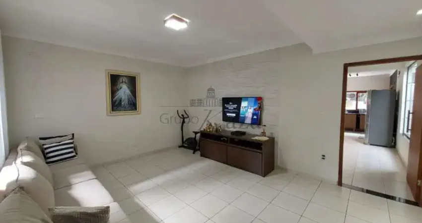 Casa sobrado - villa branca - jacareí - 3 dormitórios - 192m².