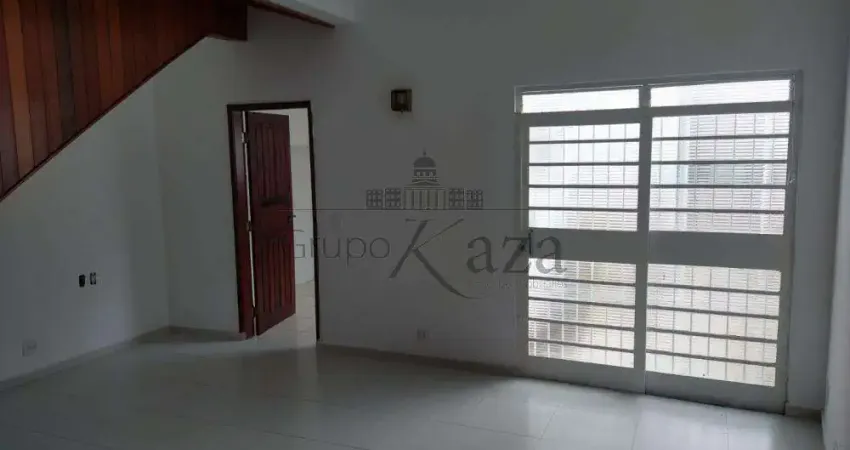 Casa com 3 quartos à venda na Rua Irmãos Cachuté, 512268, Centro, Jacareí