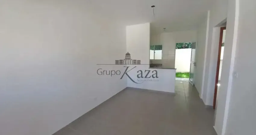Oportunidade - casa em condomínio - residencial flor de liz - jardim nova esperança - 2 dormitórios - 63m².