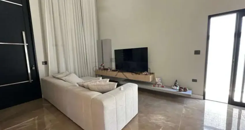 Oportunidade - Casa em Condomínio - Condomínio Terras do Vale - Caçapava - 3 Dormitórios - 148m².