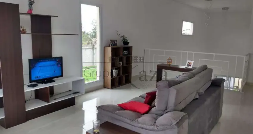 Casa Condomínio - Jardim Panorama - Residencial Fogaça - 270m² - 3 Dormitórios.