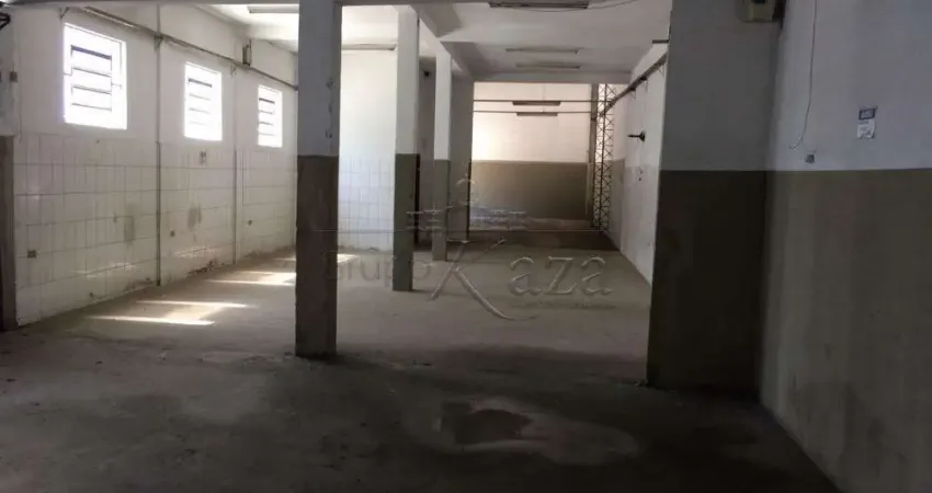 Oportunidade - Galpão Comercial - Jacareí - Jardim Jacinto - 300m².