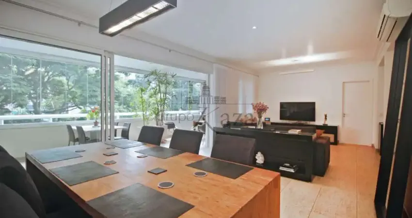 Apartamento com 3 quartos para alugar na Rua Benedito Lapin, 512987, Itaim Bibi, São Paulo